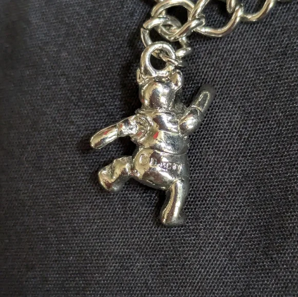 DISNEY Winnie The Pooh & Friends Silver Tone Charm Bracelet 7.25" - Picture 9 of 15
